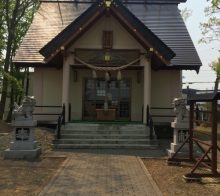 三里塚神社　社殿