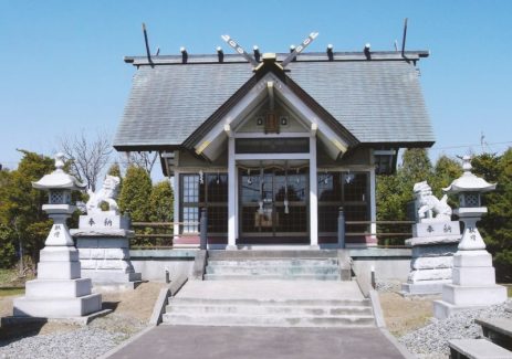 豊幌神社社殿 正面