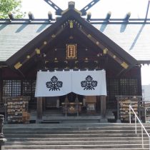 諏訪神社　社殿