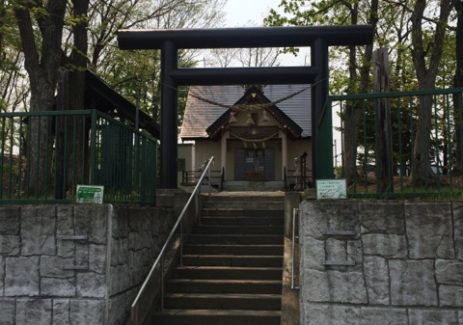 三里塚神社　参道
